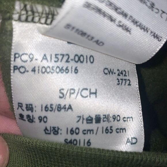 Levi’s Crewneck Pullover Sweater - Picture 6 of 8